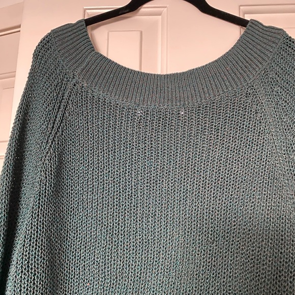Knitted green sweater from Zara. Flattering boat neck. - Picture 4 of 4